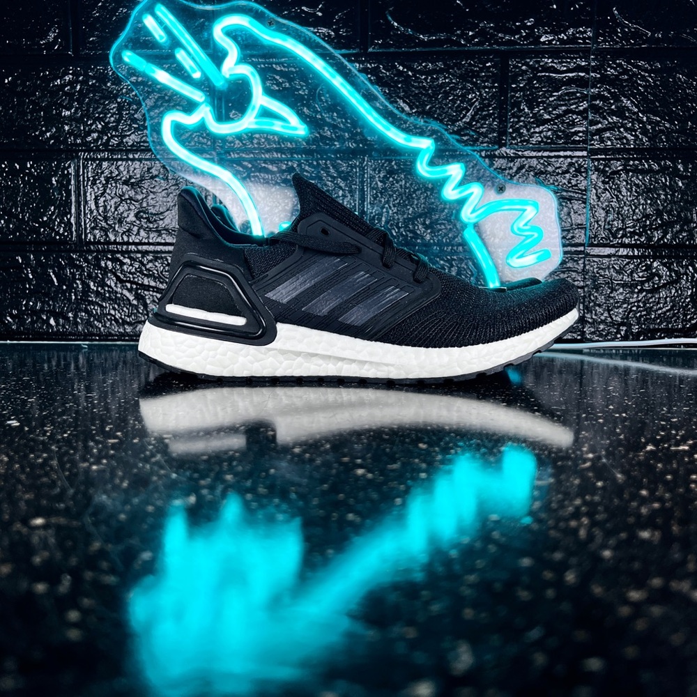 Adidas Ultraboost 20 Wide Women’s Walking Gym Running Shoes Sneakers Black - 7